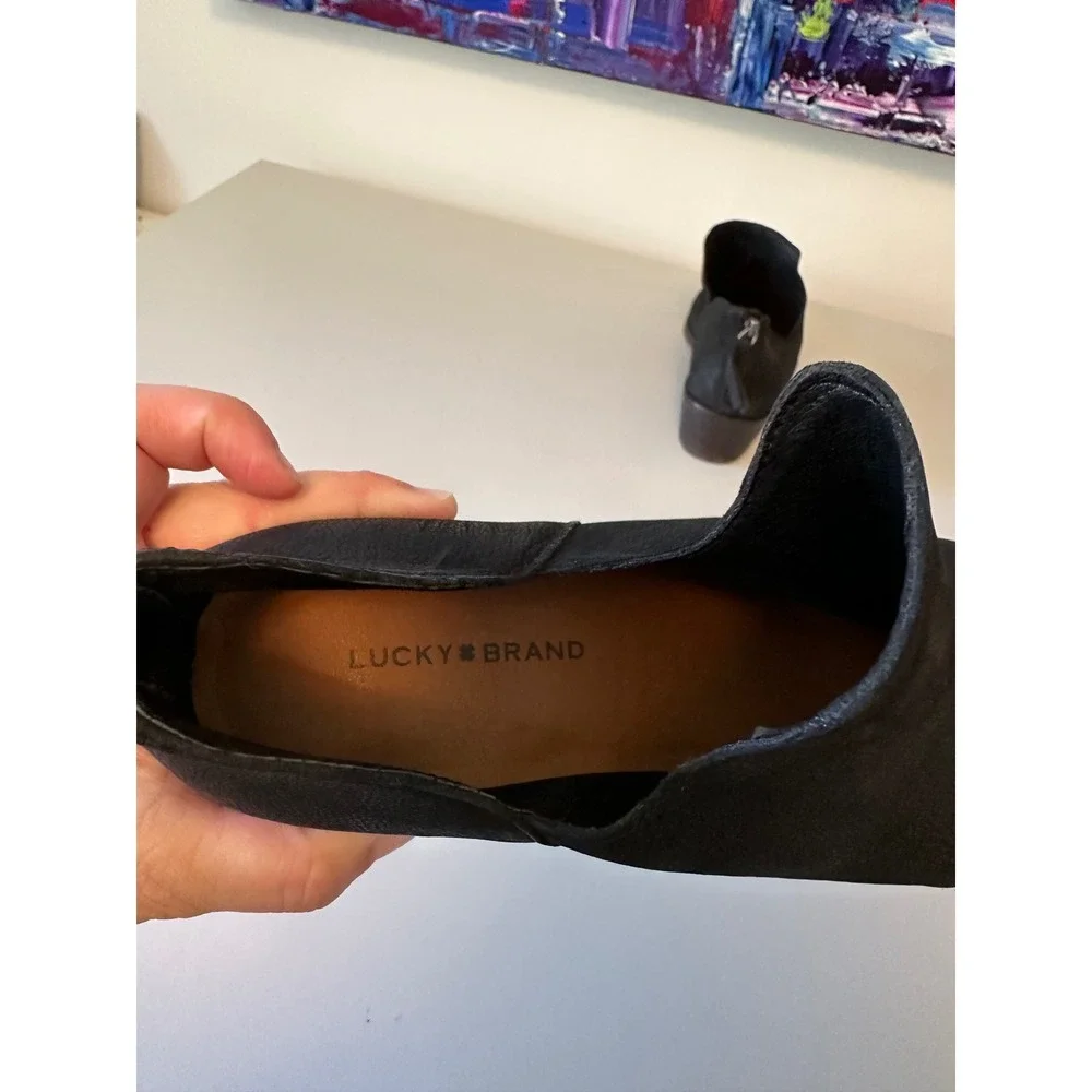 Lucky Brand Black Leather Side Cutout Ankle Booties | Size 9